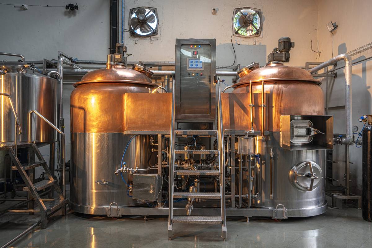 Copper brewhouse kettles at SPH Brewing Company